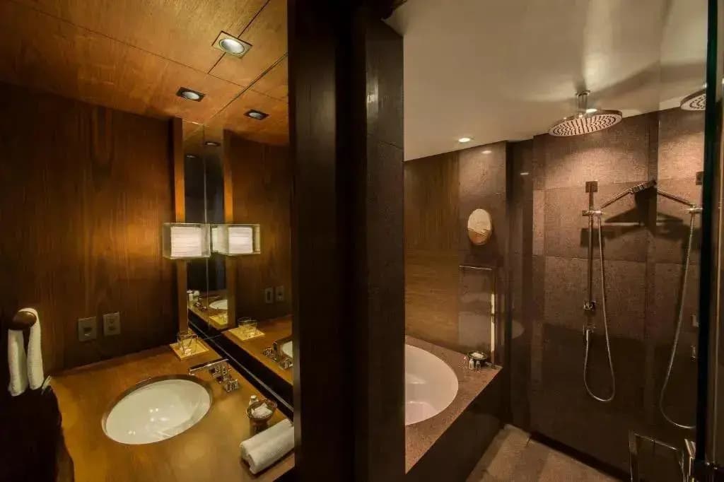 Andaz Tokyo Toranomon Hills Hotel - photo 14