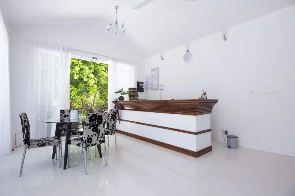 Dhigurah Retreat Beach - photo 2