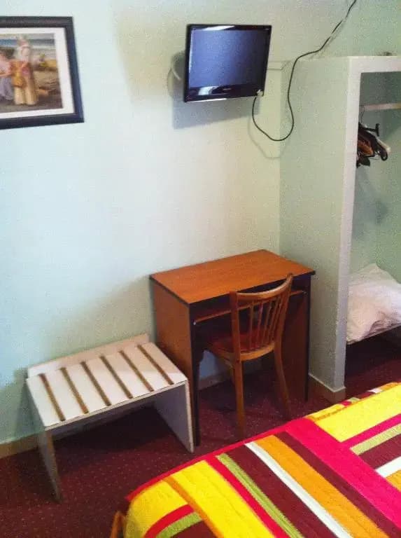Pacific Hotel - photo 14