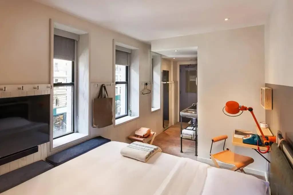 Moxy NYC Times Square - photo 3