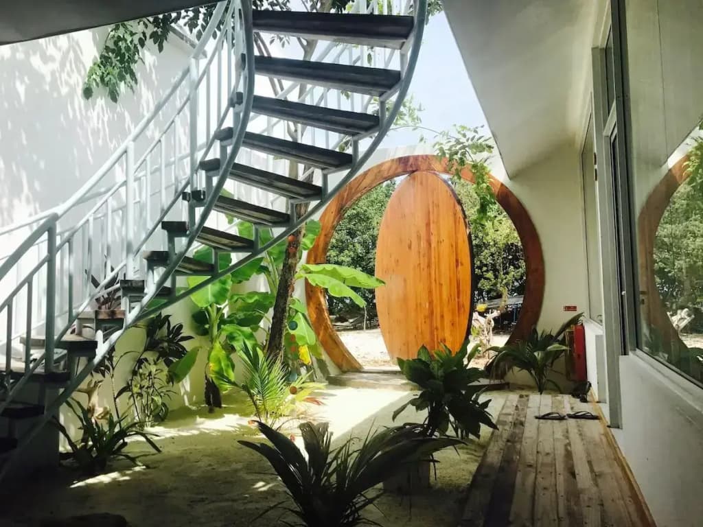 Noovilu Suites Guest House - photo 25