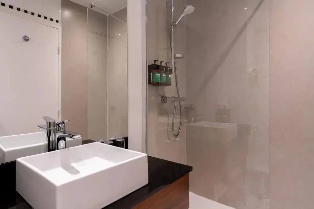 Crowne Plaza Paris Republique, an IHG Hotel - photo 14