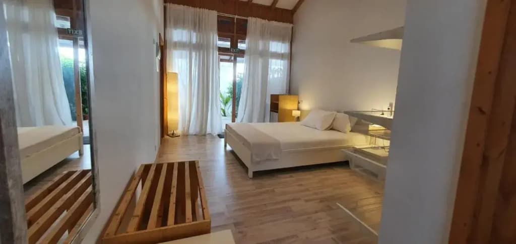 Origami Inn Himandhoo - photo 4