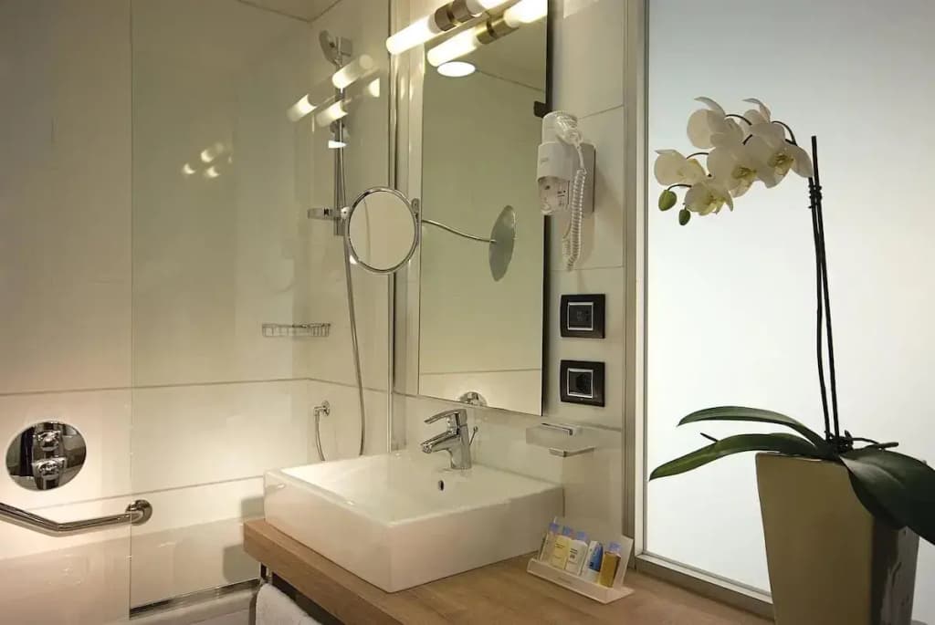 DoubleTree by Hilton Milan - photo 12