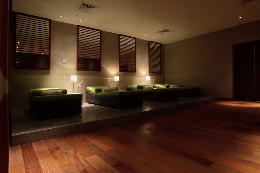 Yas Plaza Marina - photo 23