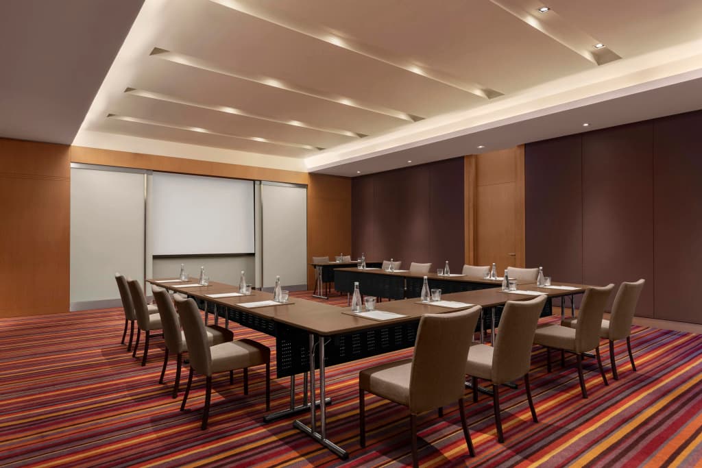 Marriott Executive Apartments Sukhumvit Park, Bangkok - photo 34