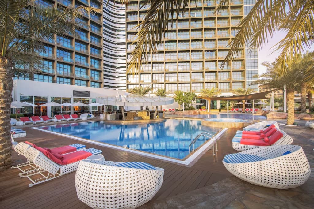 Yas Plaza Marina - photo 27