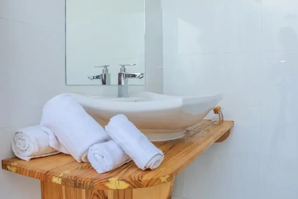 The Castaway Retreat Hotel - photo 15