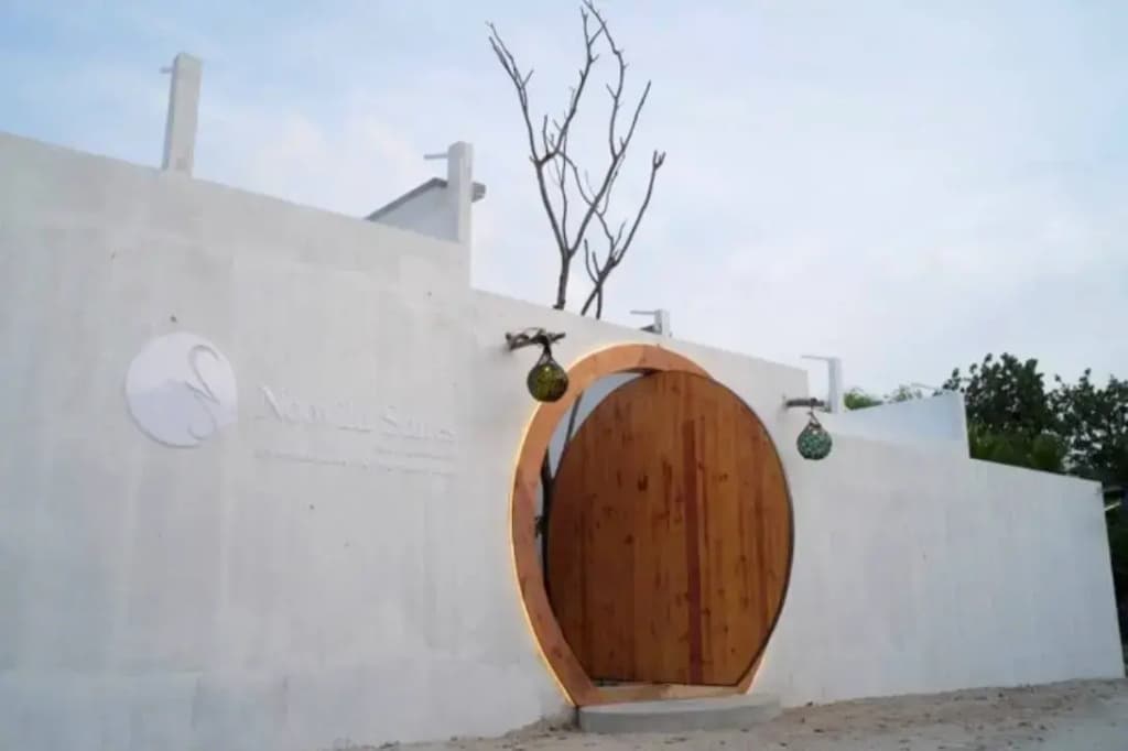 Noovilu Suites Guest House - photo 23
