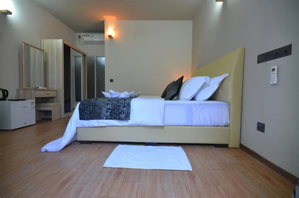 Ukulhas Beach Inn Hotel - photo 8