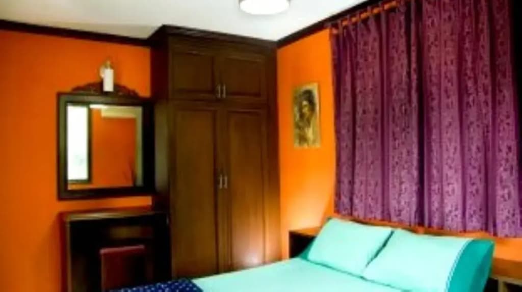 At Ease Guesthouse - photo 2