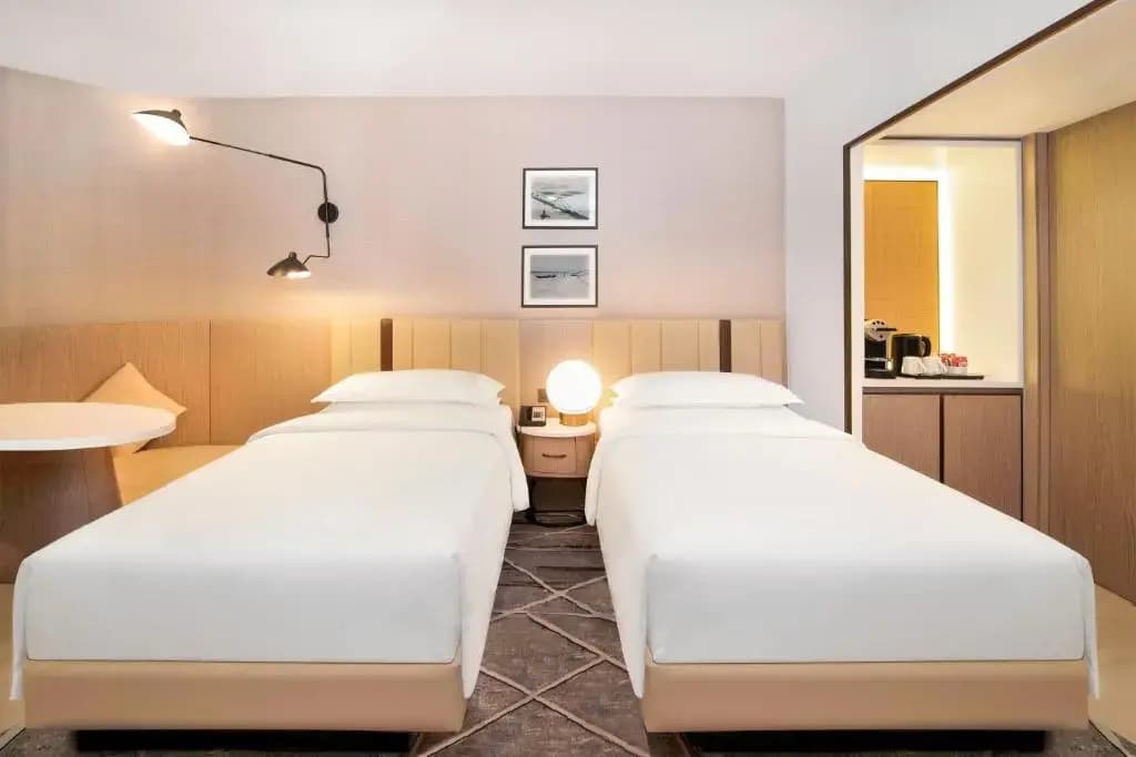 Sheraton Abu Dhabi Resort - photo 8