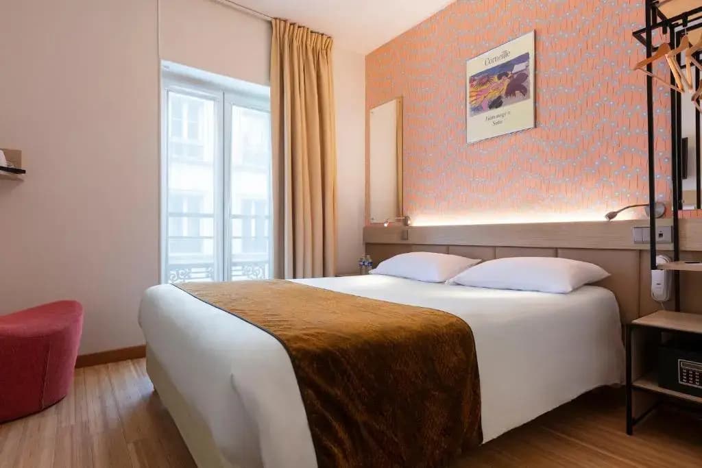 Hotel Hor Les Lumières - photo 8