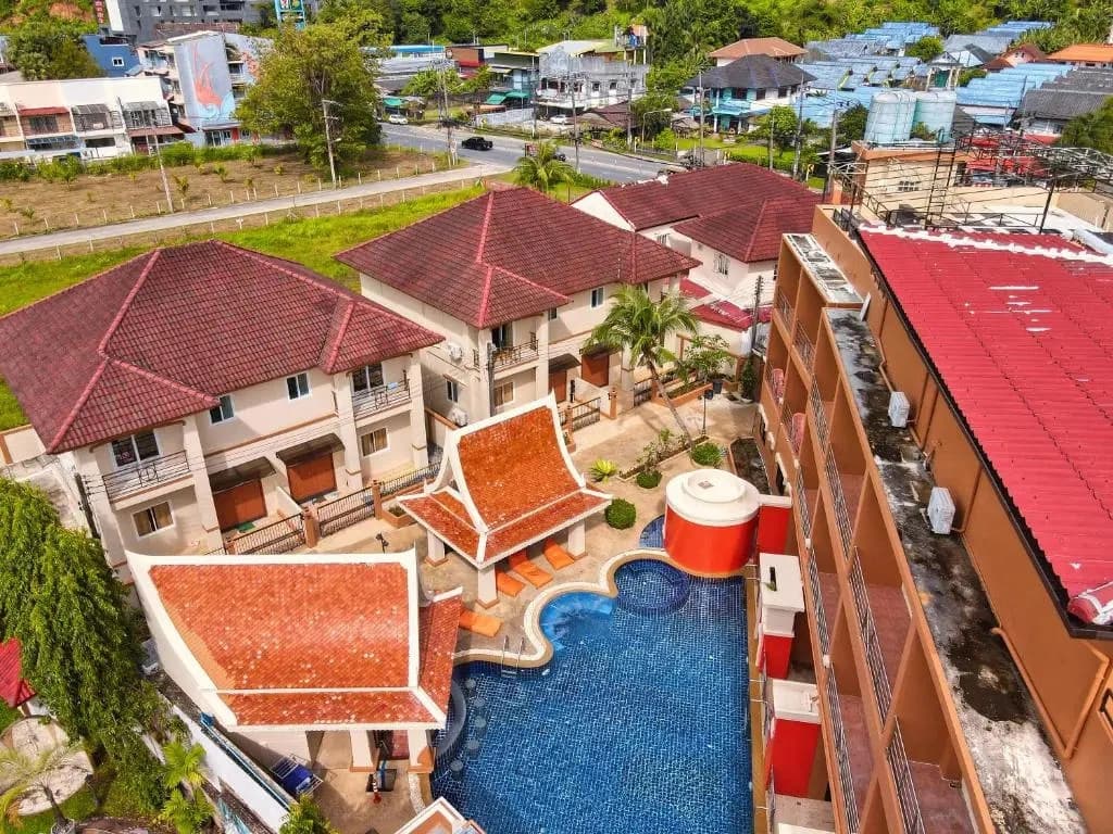 My Friend’s House Karon - photo 1