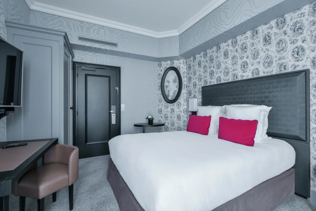 Maison Astor Paris, Curio Collection by Hilton - photo 3