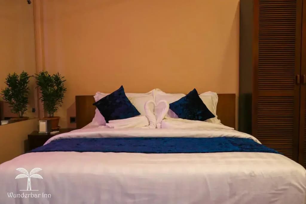 Wunderbar Inn - photo 2