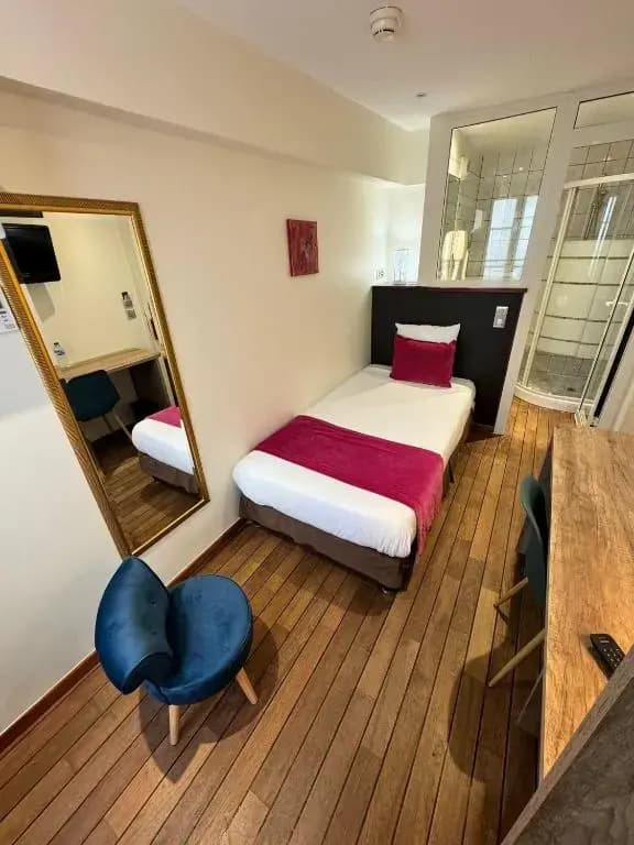Pax Opera Hotel - photo 4