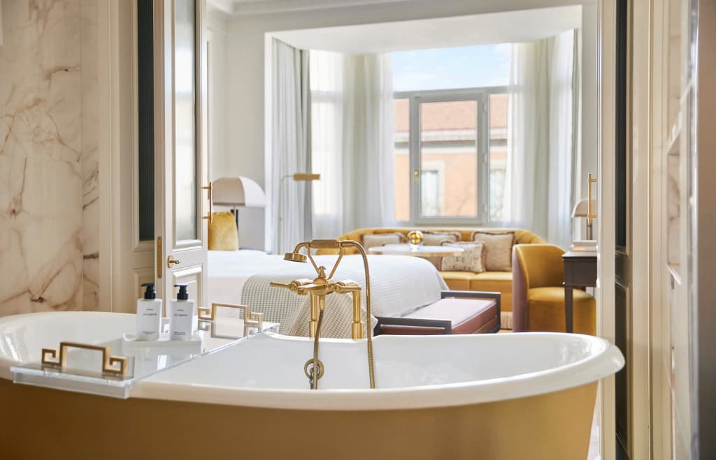 The Palace, a Luxury Collection Hotel - photo 16