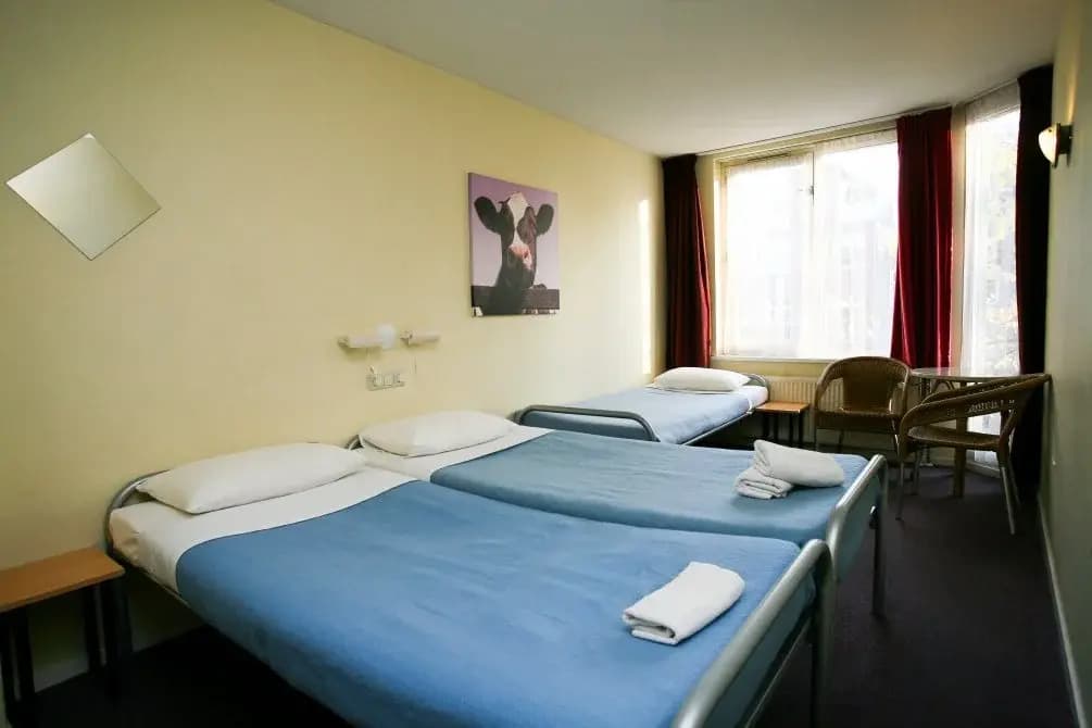 Van Onna Hotel - photo 3