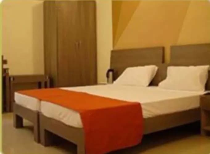 Hotel West Inn - photo 6