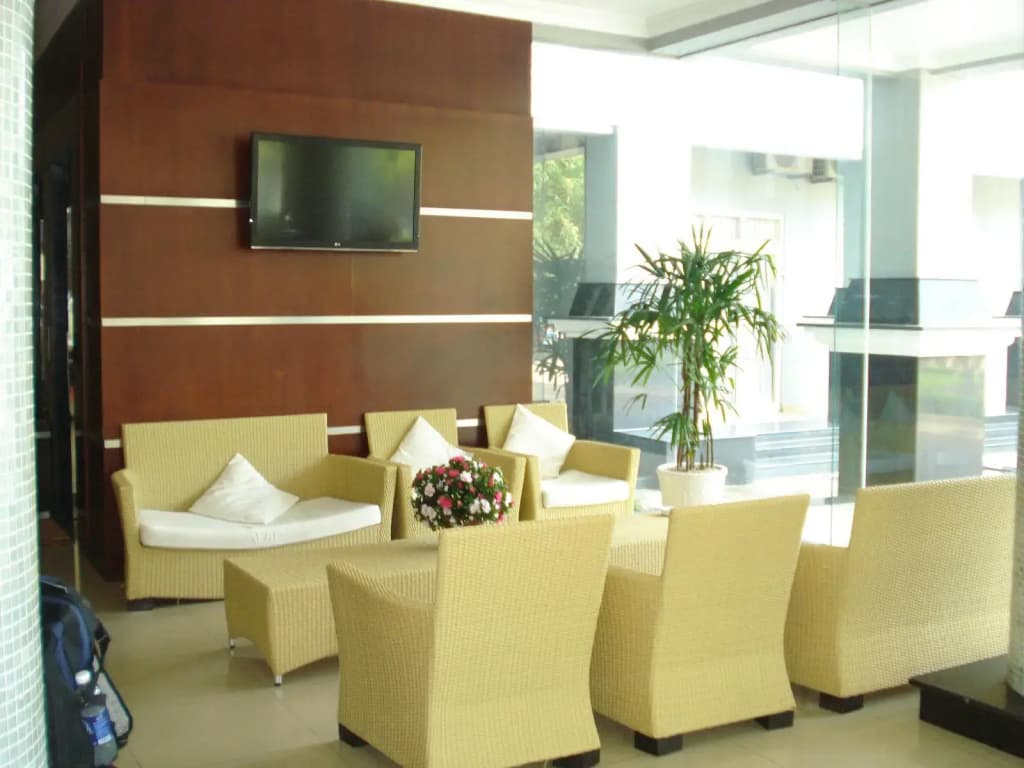 Huong Bien Hotel - photo 2