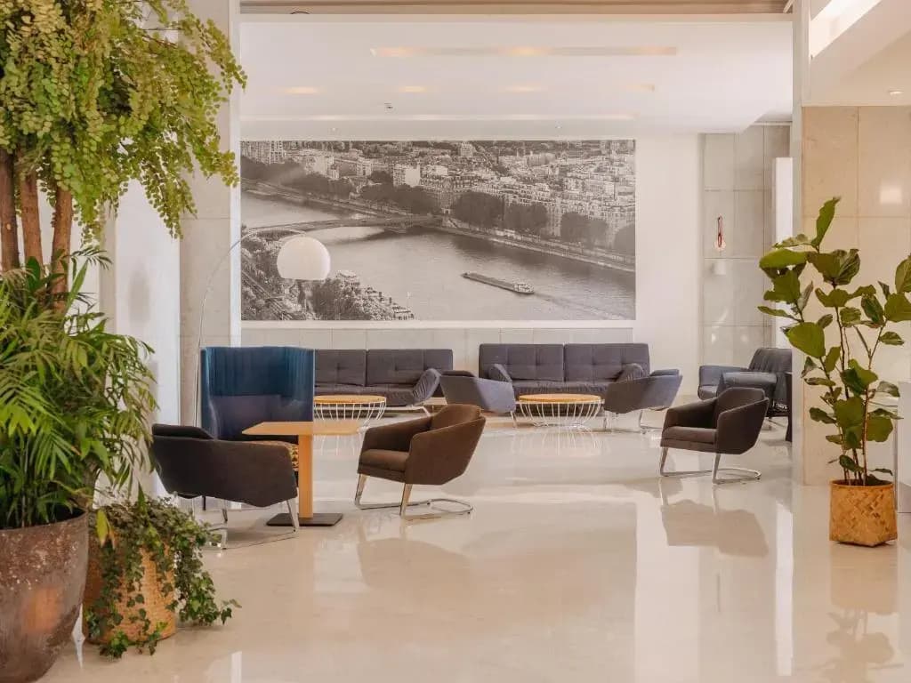 Novotel Paris Centre Tour Eiffel Hotel - photo 2