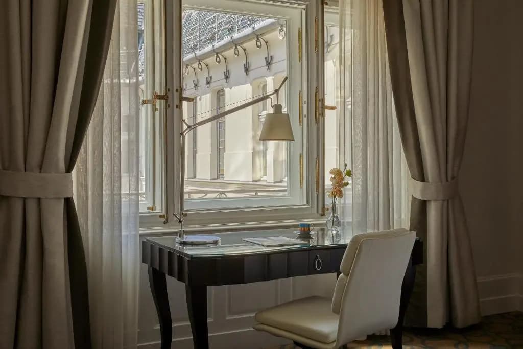 Four Seasons Hotel Gresham Palace Budapest - photo 16