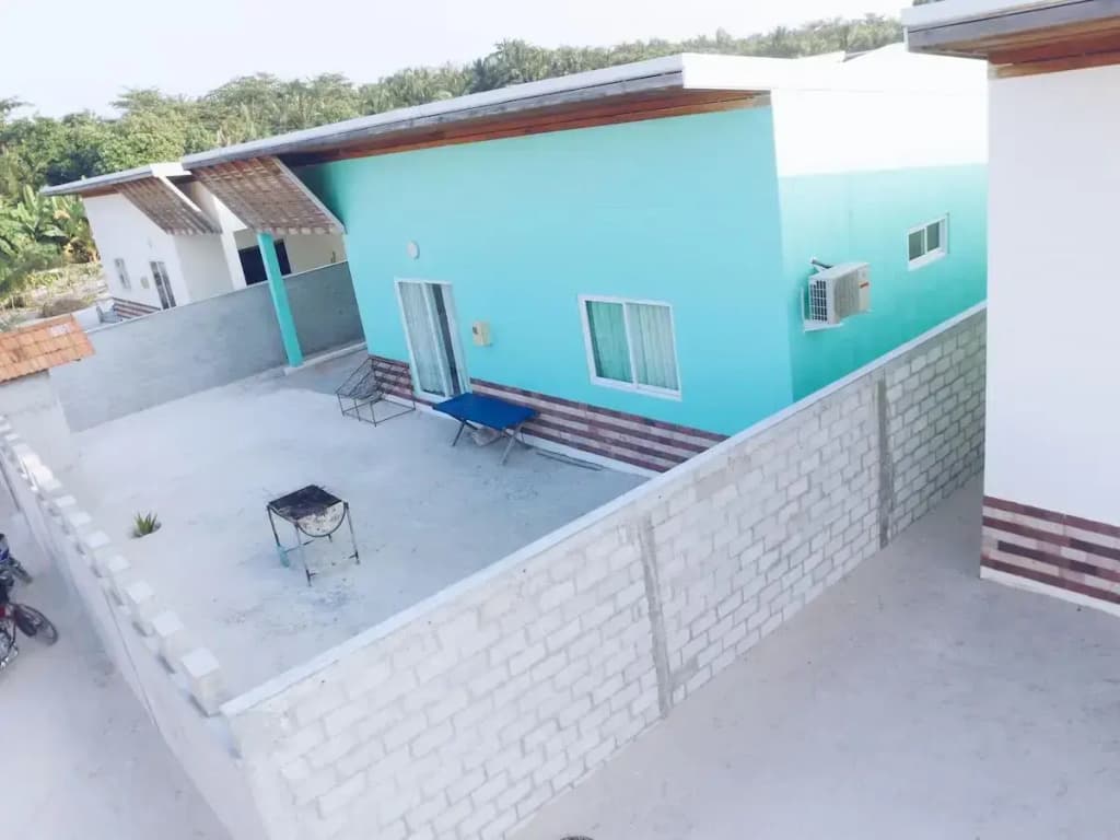 Salty Beach House - photo 1