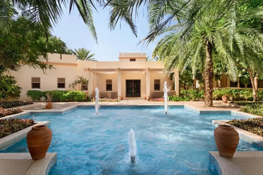 Hilton Muscat Al Bandar - photo 9