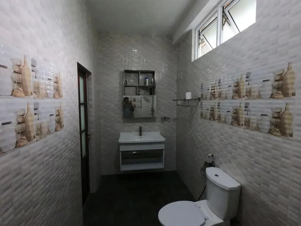 Ariston Dhangethi Inn - photo 20
