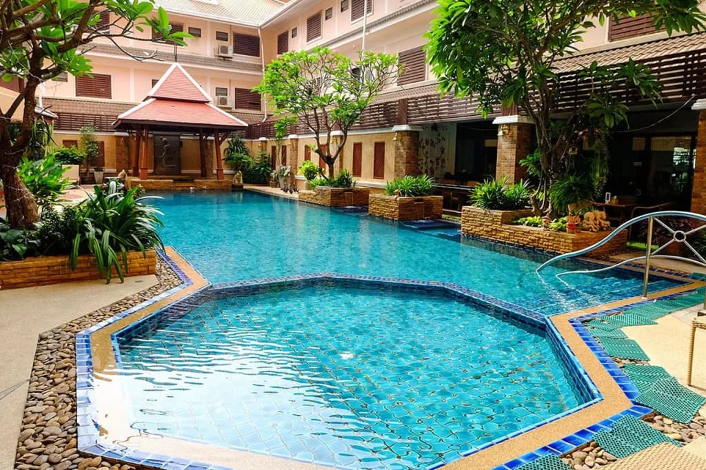 Aiyaree Place Hotel - photo 16