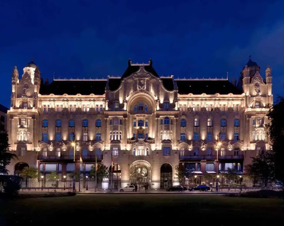 Four Seasons Hotel Gresham Palace Budapest - photo 31