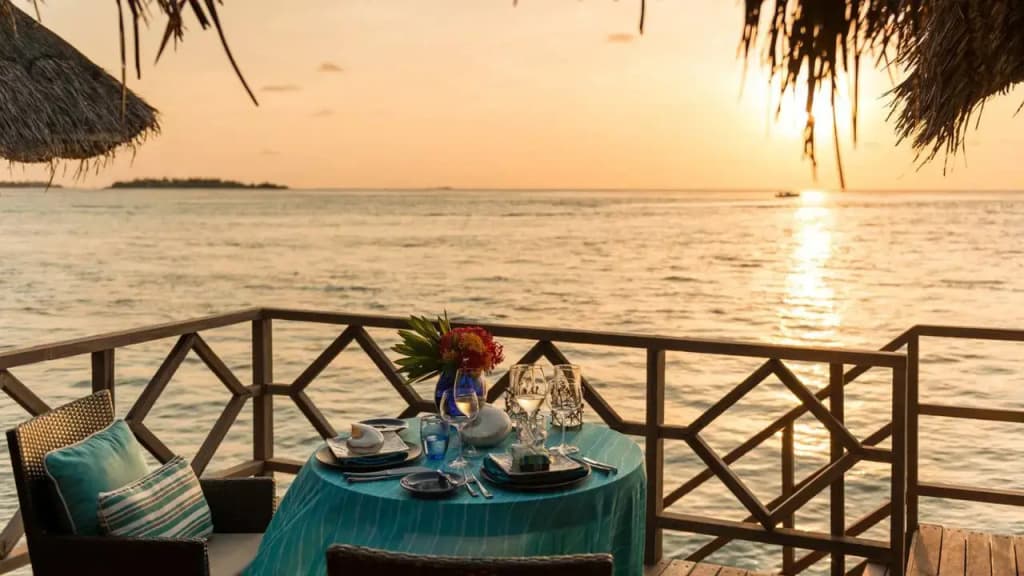 Four Seasons Resort Maldives at Kuda Huraa - photo 21