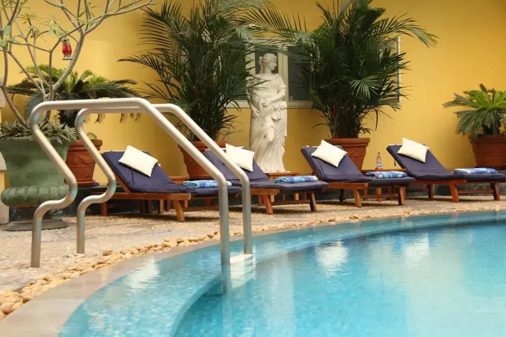 Four Seasons Place - photo 13