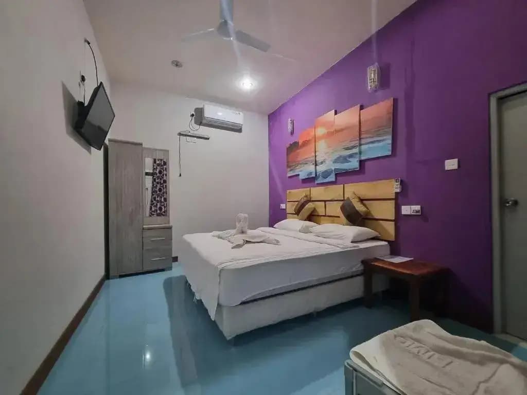 Jerrys Dive Lodge Guest House - photo 4