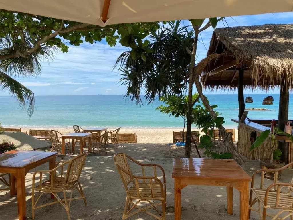 Lanta Palace Beach Resort and Spa - photo 18