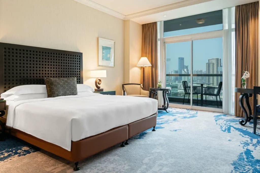 Beach Rotana Hotel - photo 3