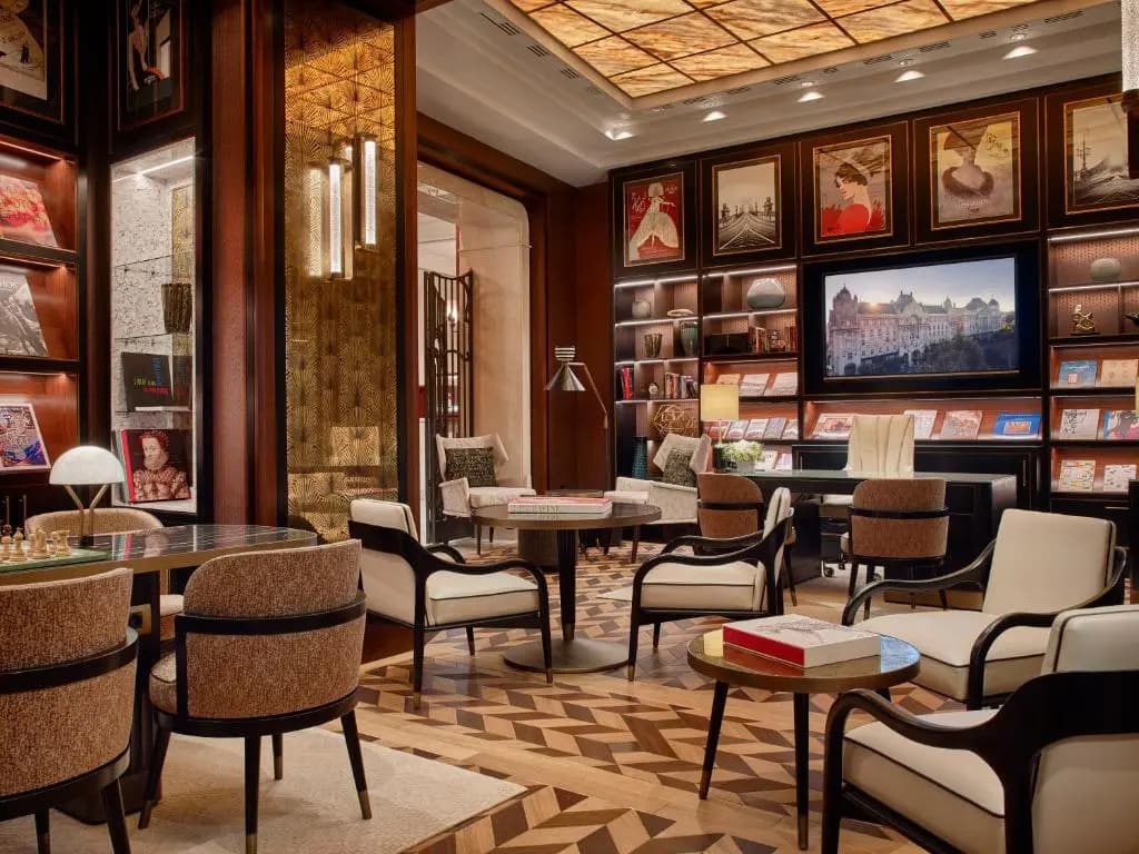 Four Seasons Hotel Gresham Palace Budapest - photo 28