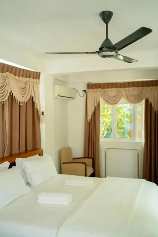 Tropical Biosphere Hotel - photo 6