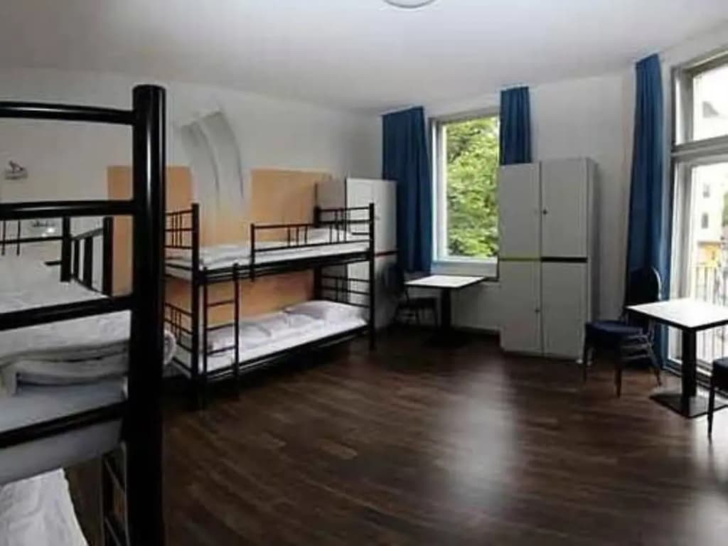 Big City Hostel - photo 3
