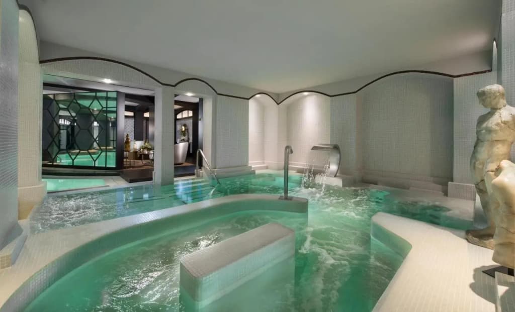 Hôtel Barrière Fouquet's Paris - photo 32