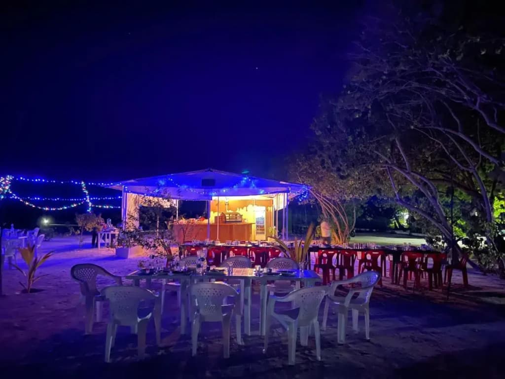La Isla Tropica Hotel - photo 20