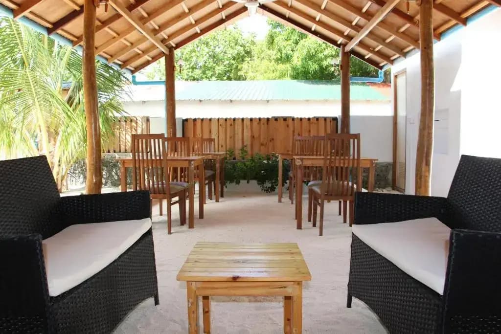 The Castaway Retreat Hotel - photo 21