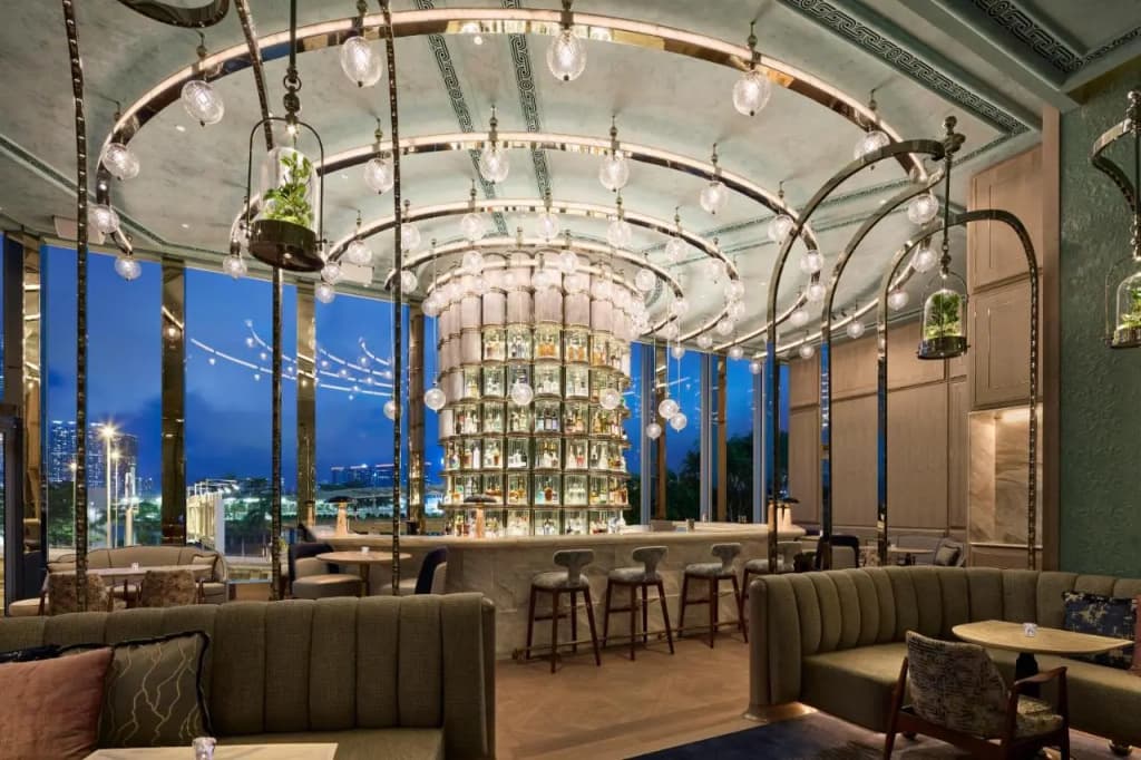 Four Seasons Hotel Hong Kong - photo 26