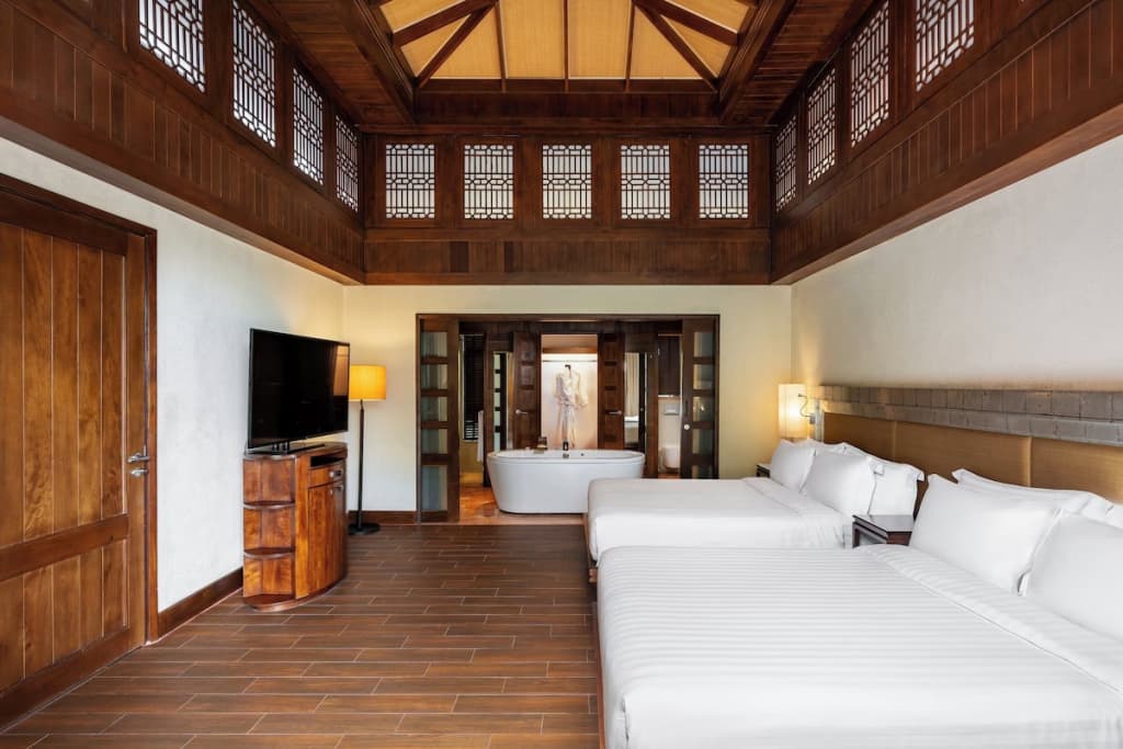 Centara Grand Beach Resort Phuket Hotel - photo 10