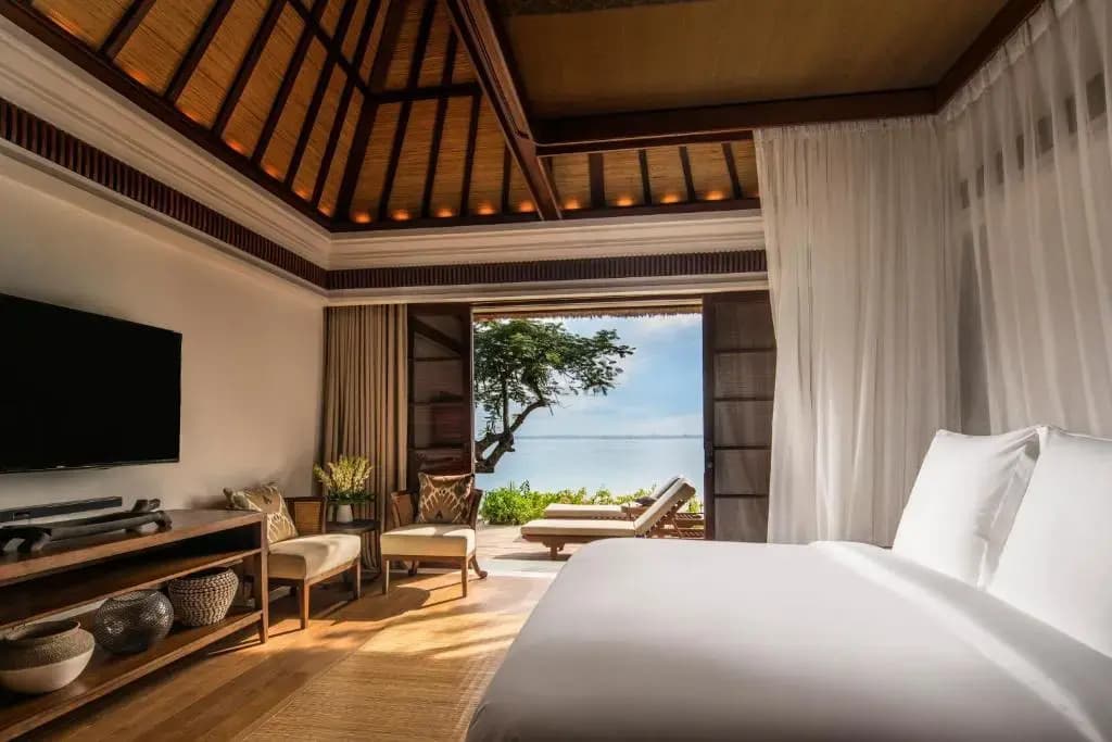 Four Seasons Resort Bali at Jimbaran Bay - photo 9