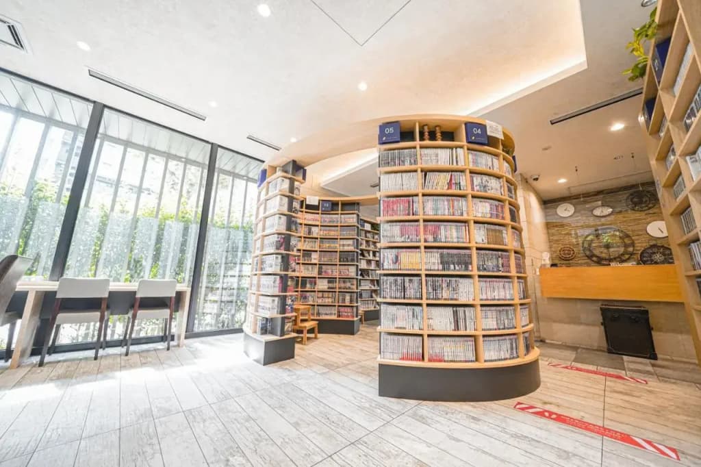 Quintessa Hotel Tokyo Haneda Comic & Books - photo 23