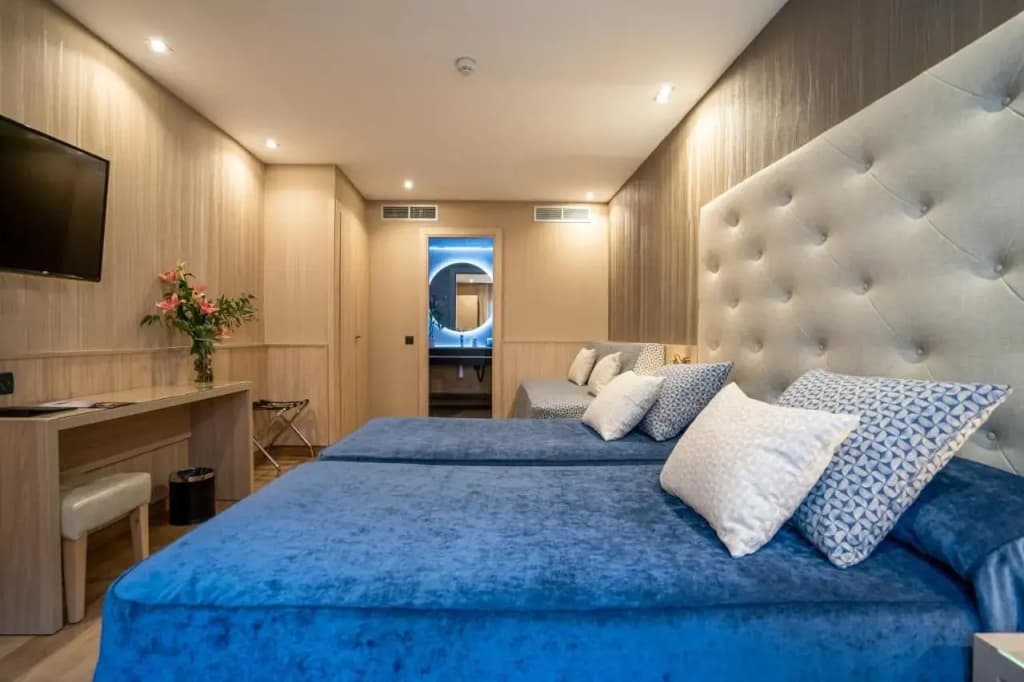 Rialto Hotel - photo 10