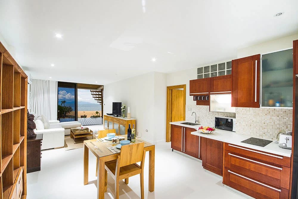 B1 Beachfront Apartments - photo 24