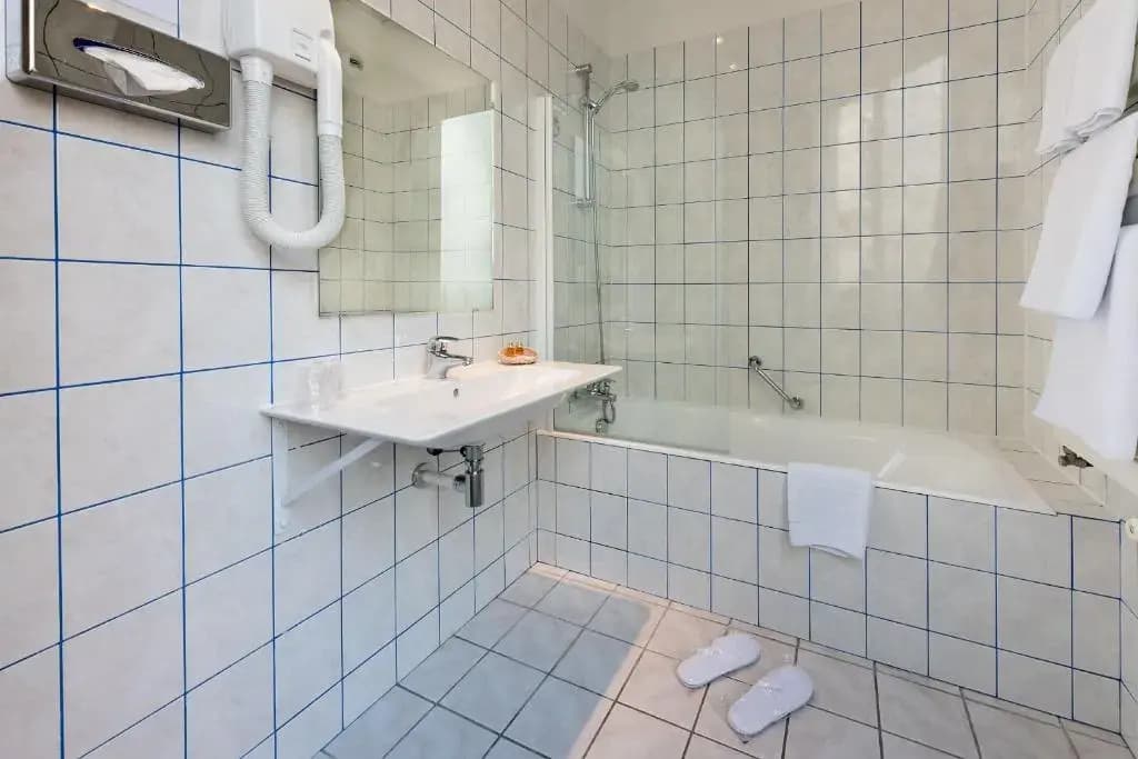 Pax Opera Hotel - photo 24